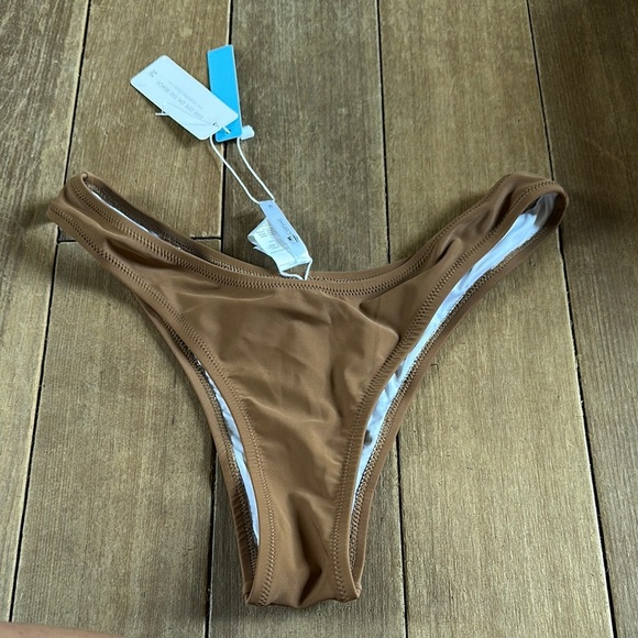 NWT Cupshe Brown Bikini bottom size medium women’s - Picture 1 of 3